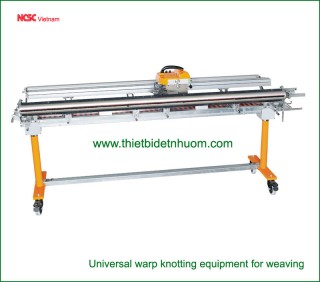 Universal warp knotting equipment for weaving